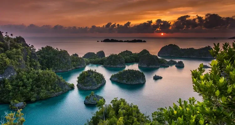 Wisata di Papua, Dari Laut Raja Ampat sampai Pegunungan yang Memikat